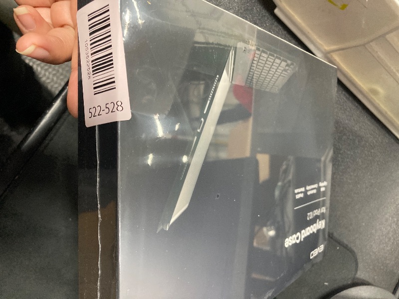 Photo 1 of  ** FACTORY SEAL ** 
EVEO iPad Case with Keyboard 10.2'' - iPad 9th Generation Case with Keyboard (2021) - for iPad Case 9th Generation/8th Gen/7th, Built-in Pencil Holder-Black