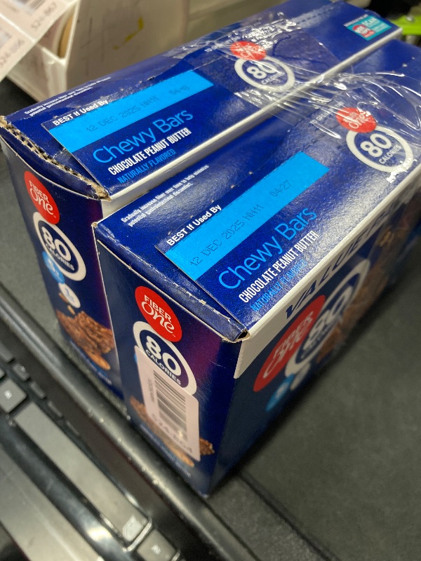 Photo 1 of  2 Fiber One 80 Calorie Chewy Bars, Chocolate Peanut Butter, Snack Bars Value Pack, 10 Ct, 8.2 oz