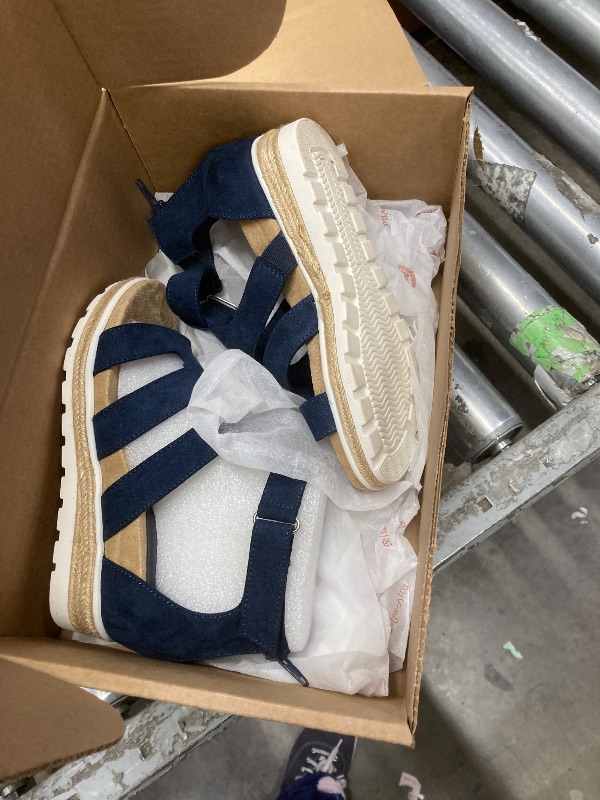 Photo 1 of ***used**women s 