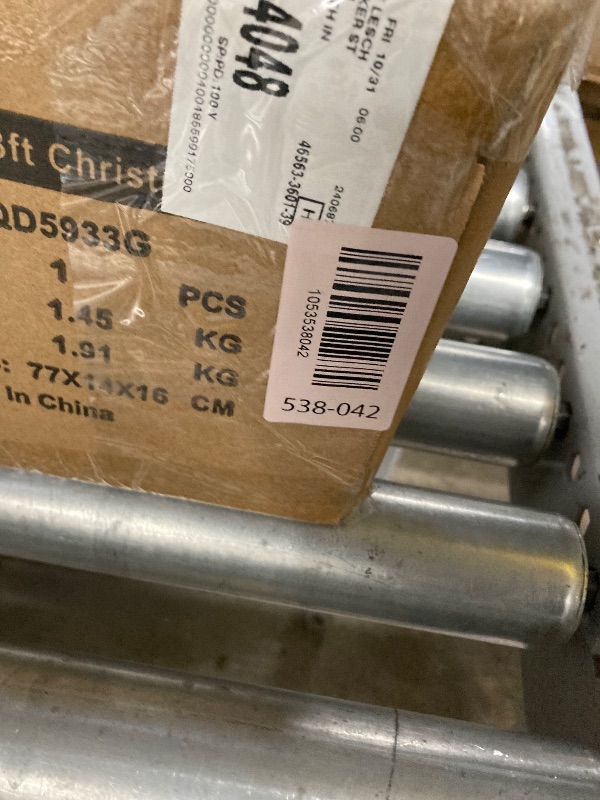 Photo 1 of 1-Piece 3 FT Pre-Lit Christmas Tree w/ 70 Lights 163 Tips, Hinged Artificial Holiday Xmas Christmas Decoration, Green
