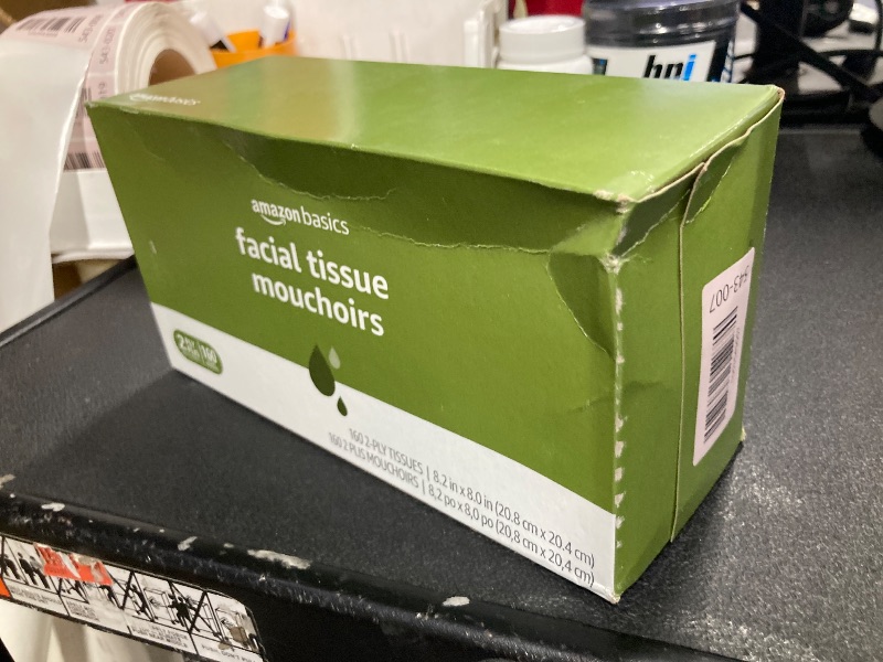 Photo 1 of Amazon Basics 2-Ply Facial Tissue, 160 Count