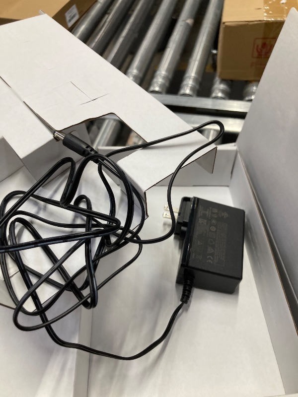 Photo 4 of NETGEAR Nighthawk WiFi 7 Router (BE9300) – Router Only, 9.3Gbps Wireless Speed, 2.5 Gigabit Internet Port, Tri-Band for Gaming, Covers 2,500 sq. ft., 100 Devices, VPN – Free Expert Help