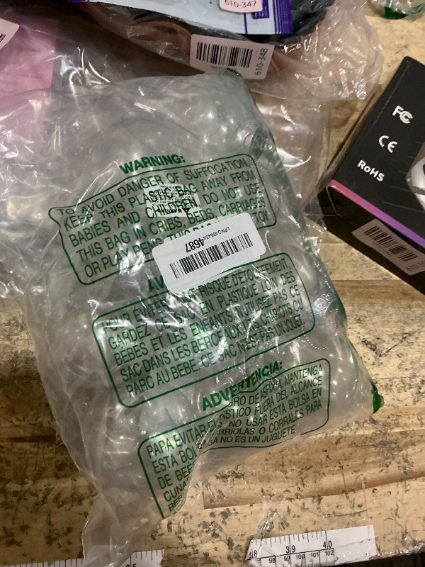 Photo 1 of 12 Pcs DIY Clear Plastic Fillable Balls Ornament,Removable Top Clear Hanging Ball,2.36Inch Christmas Ornaments Balls for Halloween, Christmas, Birthday, Wedding,Party,XmasDecorm,DIY Crafts(60mm)