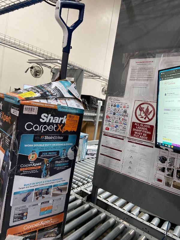 Photo 1 of (used item, minor usage) Shark Carpet Xpert Hair Pro with Stain Striker, Upright Carpet, Area Rug & Upholstery Cleaner, Carpet Shampooer, 4 Tools, Copper, EX301