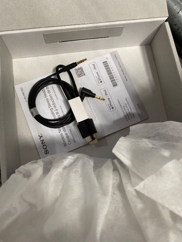 Photo 1 of ***1 OF THE EARMUFFS IS DIRTY (WHITE STAIN)*** Sony WH-CH720N Noise Canceling Wireless Headphones Bluetooth Over The Ear Headset with Microphone and Alexa Built-in, Black New