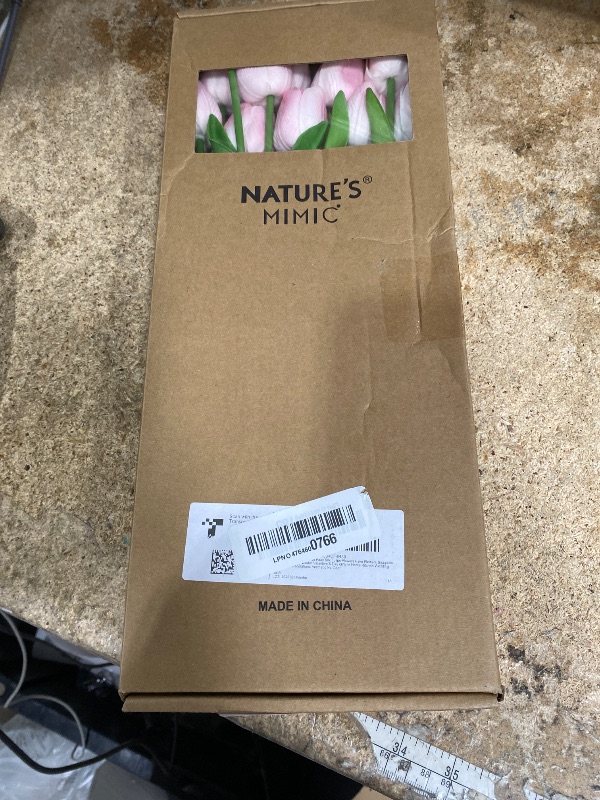 Photo 1 of 20pcs White and Light Pink PU Faux Tulips Flowers 13.5 Inch Fake Flowers Mother's Day Easter Valentine’S Day Gifts in Home Kitchen Wedding Dining Table Decoration