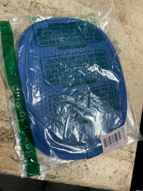 Photo 1 of 2-Pack Silicone Pot Holders for Kitchen Heat Resistant up to 500°F, Non-Slip Large Hot Pads with Pocket, Quilted Liner Trivets for Countertops Hot Pots and Pans (RoyalBlue)