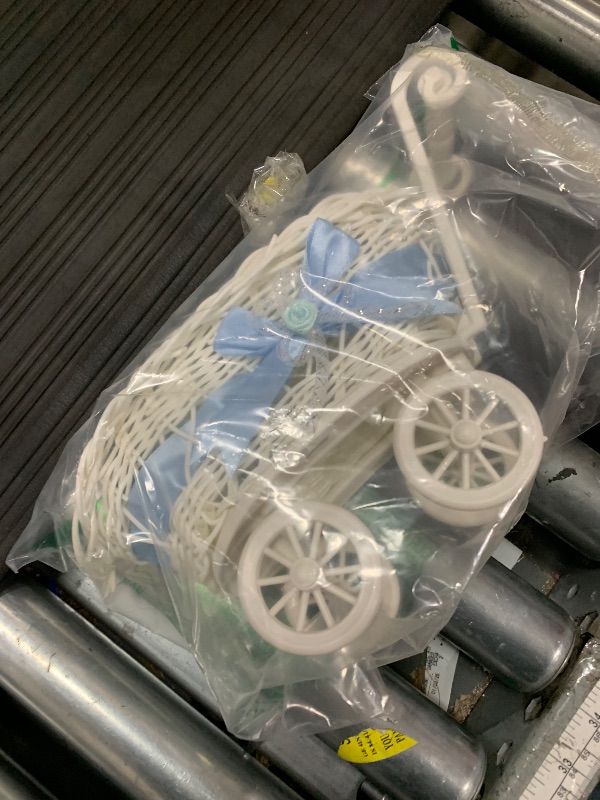 Photo 1 of 1 pc* jojofuny Simulated Rattan Cart Basket 9.4X6.7X5.5In Woven Candy Serving Basket Baby Shower Party Centerpiece and Wedding Holder