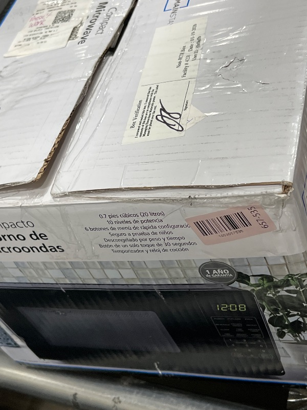 Photo 1 of (3 pack) Mainstays 0.7 Cu ft Countertop Microwave Oven, 700 Watts, Black