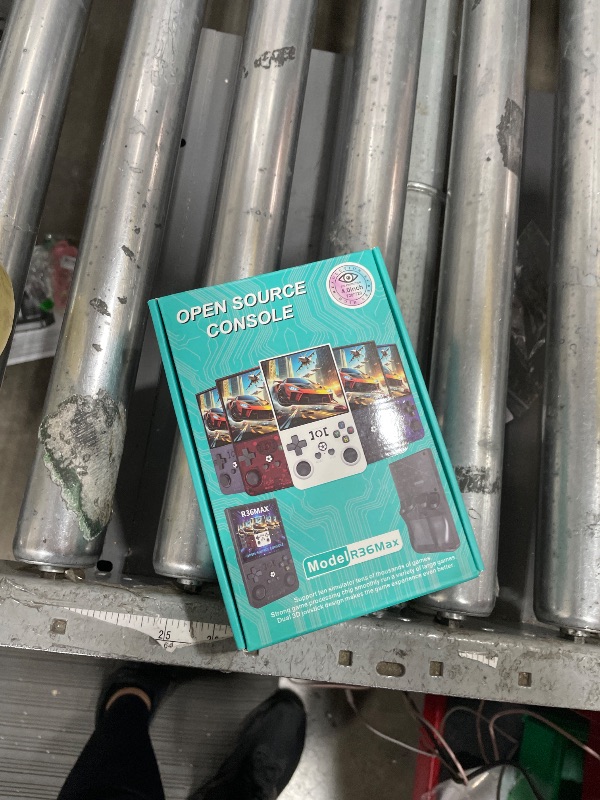 Photo 1 of ?R36MAX 4000mAh Portable Rechargeable Handheld Retro Game Console,Comfort Non-Slip Handheld Standing Retro Game Console with 64G TF Car,4.0-inch Screen,for Office,Blue