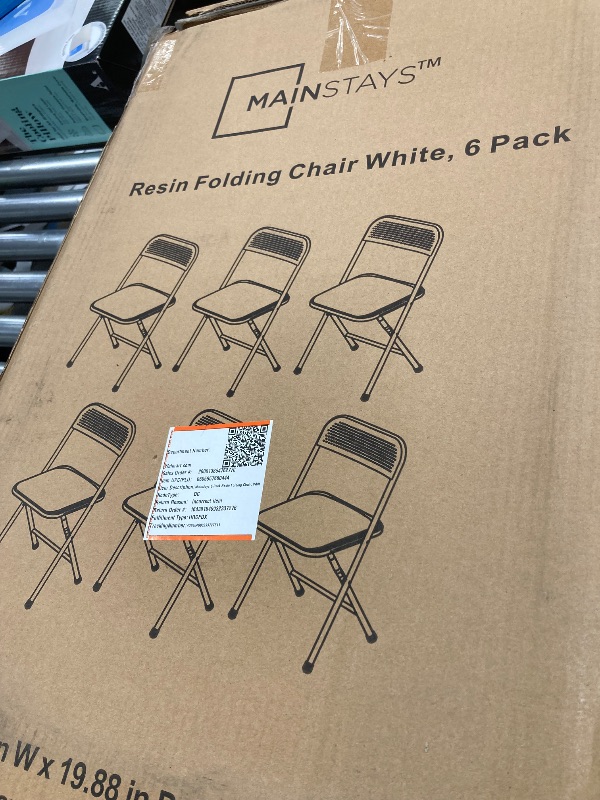 Photo 1 of *Light scratches* Mainstays 6 Pack Resin Folding Chair, White