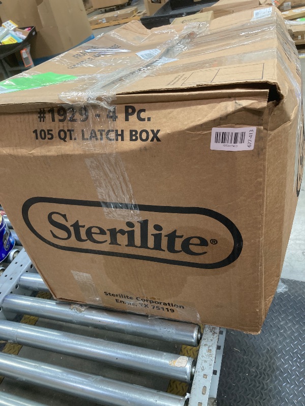 Photo 1 of *Dirty* *Scratches*  Chafing Dish Buffet Set 4 Pack Half Size, Jacgood 8QT Stainless Steel Chafing Dishes for Buffet, Chafers and Buffet Warmers Sets for Parties, Events, Wedding, Camping, Dinner
