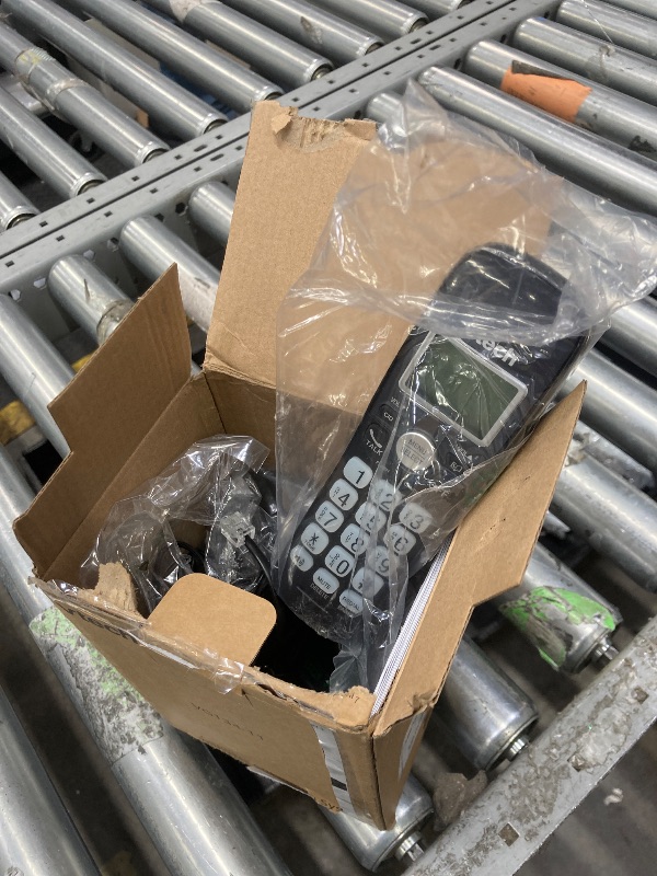 Photo 1 of ***It's used, it's unknown if any parts are missing, and it's unknown if it works 100%.****[New] VTech VG134-11 DECT 6.0 Cordless Home Phone with Bluetooth Connection, Digital Answering Machine, Backlit Display,Full Duplex Speakerphone, Caller ID/Call Wai