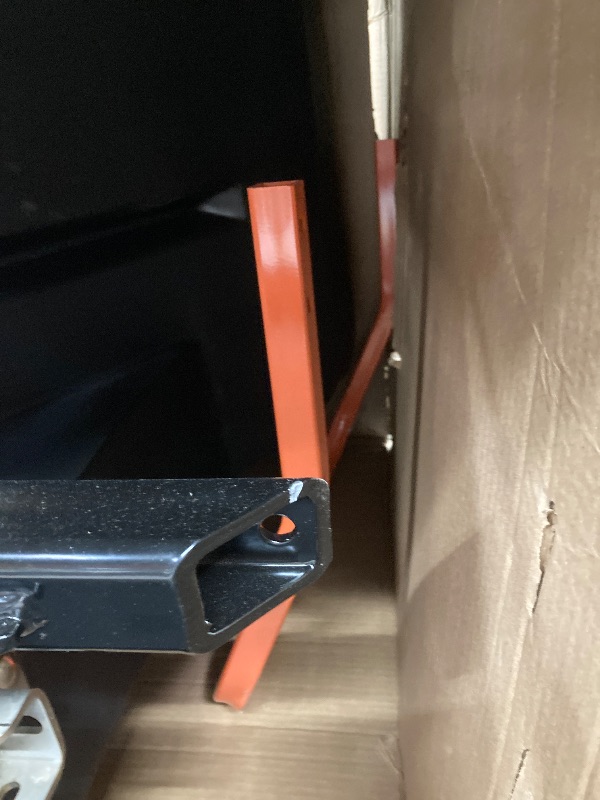 Photo 1 of *HEAVY* *Rust?* Buyers Products Saltdogg TGS07 Tailgate Salt Spreader, Made In The USA, 11 cu ft/825lb Capacity, Horizontal Auger Feed, Commerial Salt Spreader With Ground or Truck Bed Loading