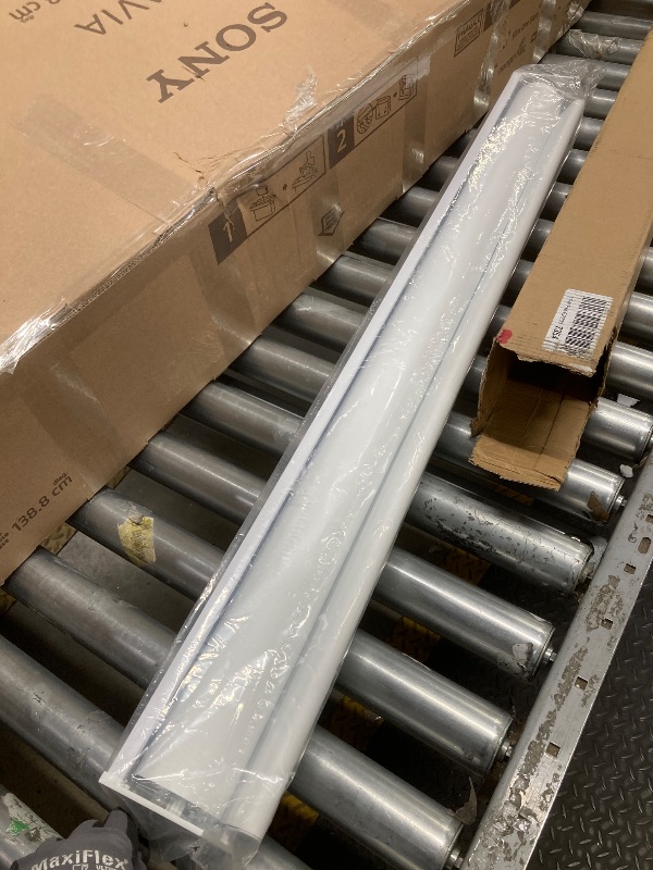 Photo 1 of *Missing hardware/Pieces not fitting* joydeco blinds
