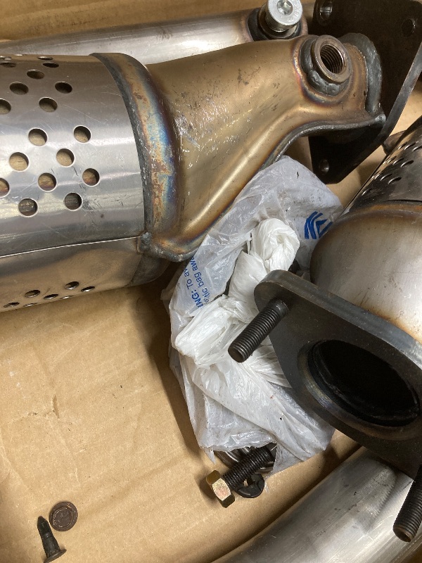 Photo 1 of *Scratched/Burned?* SPEEDFusion Catalytic Converter Compatible with 2005-2017 Nissan Frontier, 2012-2017 NV 1500/2500/3500, 2005-2012 Pathfinder, 2009-2013 Suzuki Equator V6 4.0L Catalytic Convertor (EPA Compliant)