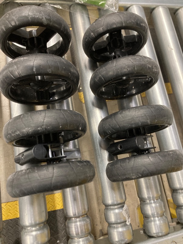 Photo 1 of ***USED-SELLING AS IS*** Summer Infant Ingenuity 3Dlite Convenience Stroller, Gray–Lightweight Stroller with Aluminum Frame, Large Seat Area, 4 Position Recline, Extra Large Storage Basket – Infant Stroller for Travel & More   ***(BOX RIPPED/TORN)***