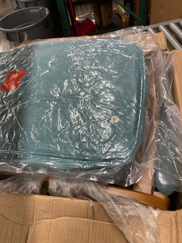 View 10 of ***DAMAGE BROKEN -SELLING AS PARTS ONLY***SEE ALL PHOTOS 
Teal Accent Chair