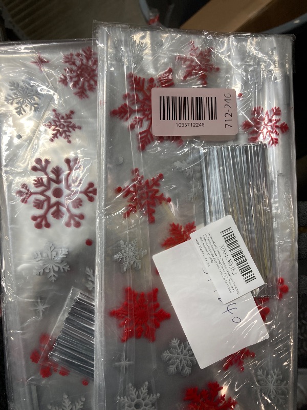 Photo 1 of **** 2 pack****JarThenaAMCS 150Pcs Christmas Cellophane Treat Bags Xmas Snowflake Candy Cookie Bags Plastic Goodie Bags with Twist Ties for Christmas Winter Birthday Party Supplies