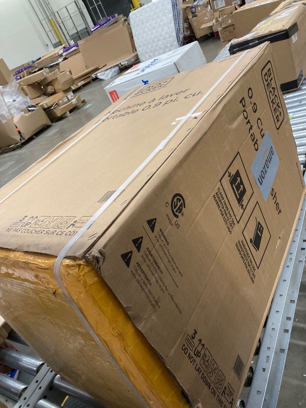 Photo 1 of **factory sealed ***BLACK+DECKER 0.9 Cu. Ft. Portable Washer, 6.6 lb. Capacity Washing Machine for Homes & Apartments, 5 Wash Cycles, Quick Connect Sink Adapter and Drain Hose Included, Transparent Lid, BPWM09W, White