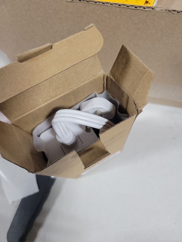 Photo 1 of 1Ft Extension Cord with Multiple Outlets, Flat Plug Power Strip Surge Protector with 1 Ft Cord, 6 Outlet 3 USB Ports (1 USB C), Multi Outlet Wall Plug for Travel, College, Dorm Room Essentials