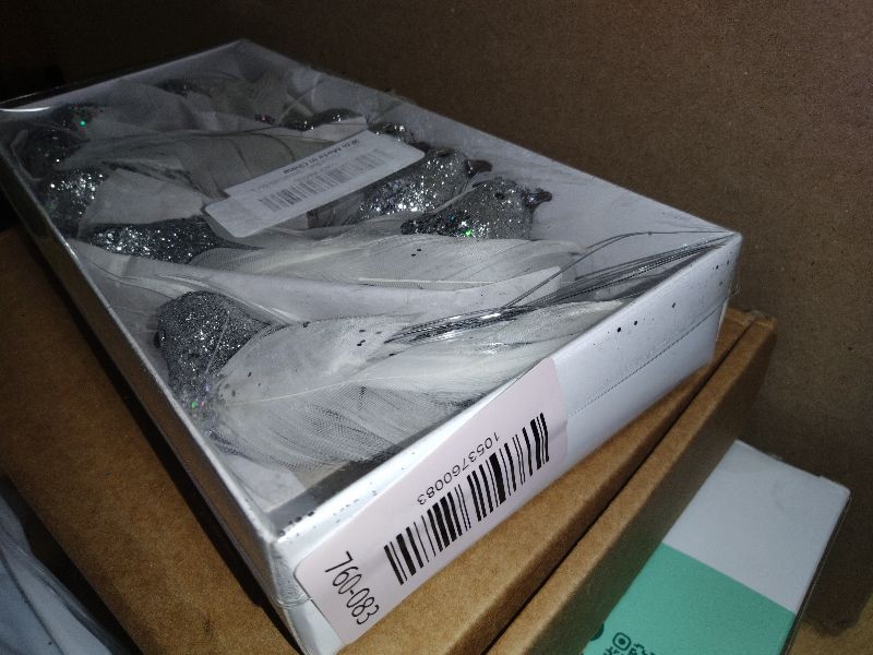 Photo 1 of 12pcs Silver Glitter Birds Decorations Christmas Tree Clip on Bird Ornaments Sequin Feathered Bird for Wreath Garland Crafts Tree Decor