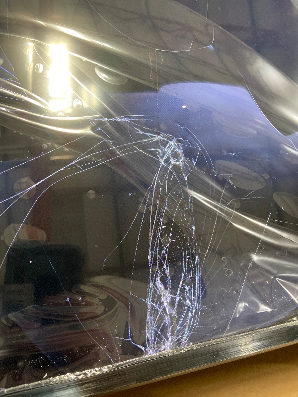 Photo 1 of ***DAMAGED***Samsung Q7F 50" 4K HDR Smart QLED TV