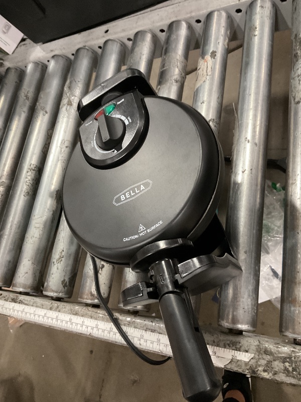 Photo 1 of *TESTED NO POWERS ON** BELLA (13591) Classic Rotating Non-Stick Belgian Waffle Maker with Removable Drip Tray & Folding Handle, Pro Black, 4.67 lb.