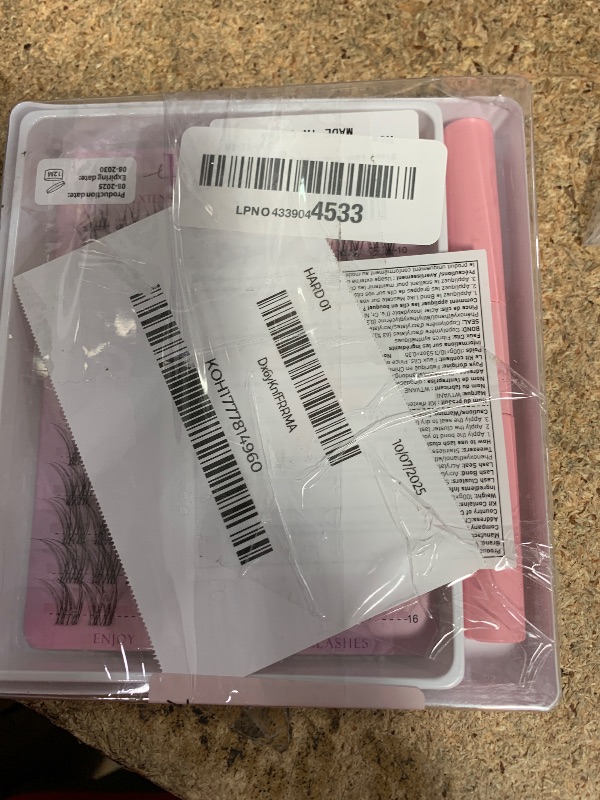 Photo 1 of ***BOTTOM ROW MISSING****
Wispy Lash Clusters Kit Venus Invisible Band Eyelash Clusters 8-16mm Lash Extension Kit Natural Lashes Clusters Eyelash Extension Kit with Thin Band Lash Cluster Clear Lash Glue and Tweezers by Wtvane