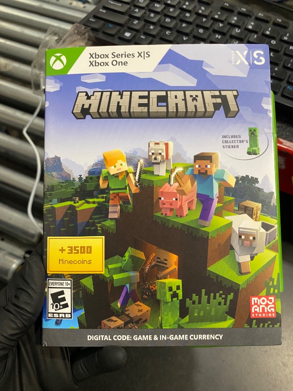 Photo 1 of    MINECRAFT + 3500 COINS For Microsoft Xbox One And Xbox Series X - NEW