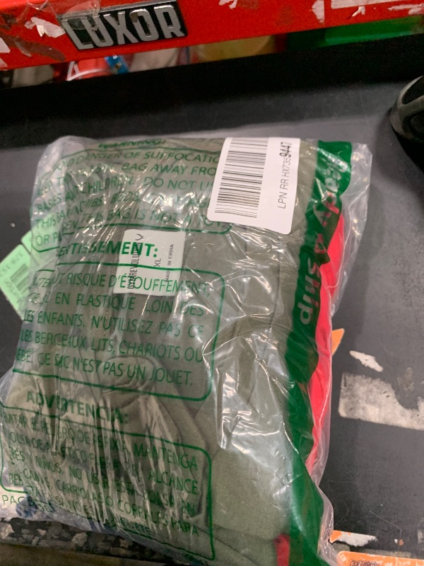 Photo 1 of **MISSING WHITE SHIRT** GYM REVOLUTION Men's 5 Pack Workout Sleeveless Shirts Muscle Gym Tank Tops Black White Red Blue Green size: XL