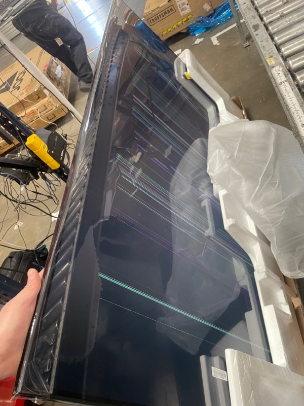 Photo 1 of ***DAMAGED***Samsung 75-Inch Class QLED Q7F Series Samsung Vision AI Smart TV (2025 Model, 75Q7F) Quantum HDR, Object Tracking Sound Lite, Q4 AI Gen1 Processor, 4K upscaling, Gaming Hub, Alexa Built-in