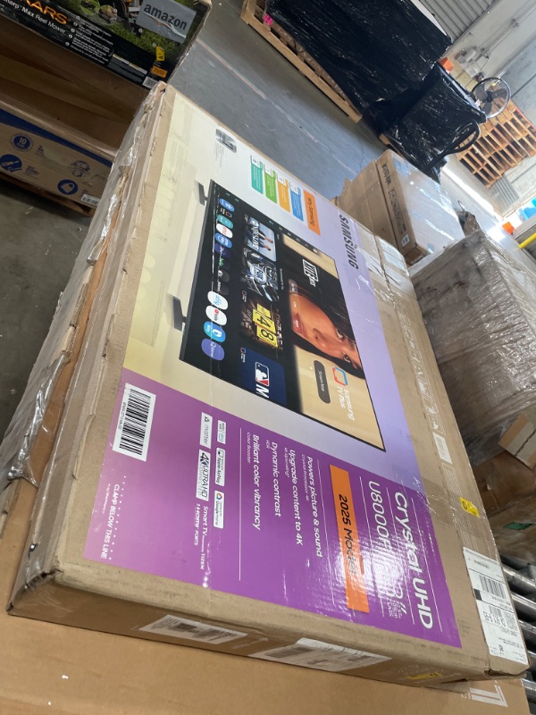 Photo 1 of **************SCREEN DESTROYED, NON-FUNCTIONAL, FINAL SALE*****************
Samsung 43-Inch Class Crystal UHD U8000F 4K Smart TV (2025 Model) Endless Free Content, Crystal Processor 4K, MetalStream Design, Knox Security, Alexa Built-in