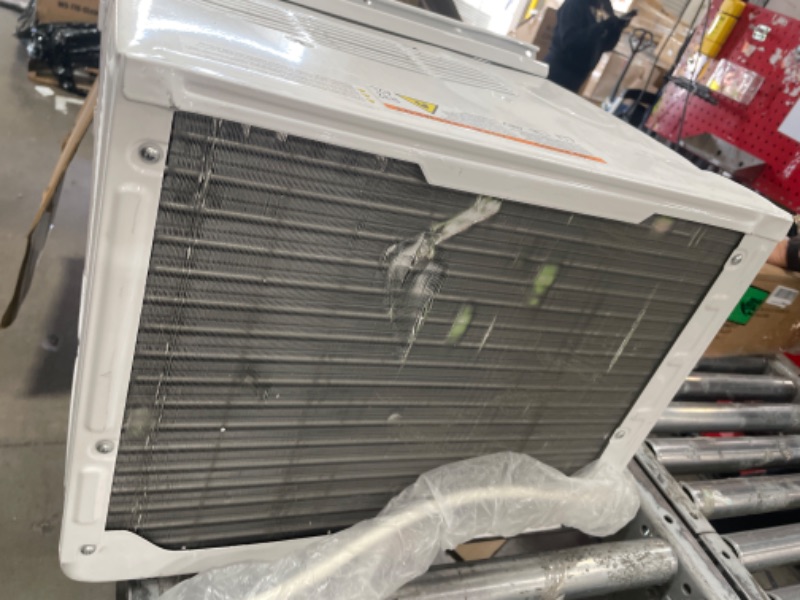 Photo 1 of (for parts, unfunctional( TCL H14W35W 14,000 BTU Smart Window Air Conditioner, AC Unit, Fan & Dehumidifier, 700 Sq. Ft, Remote Control, Compatible with Alexa/Google Assistant, White