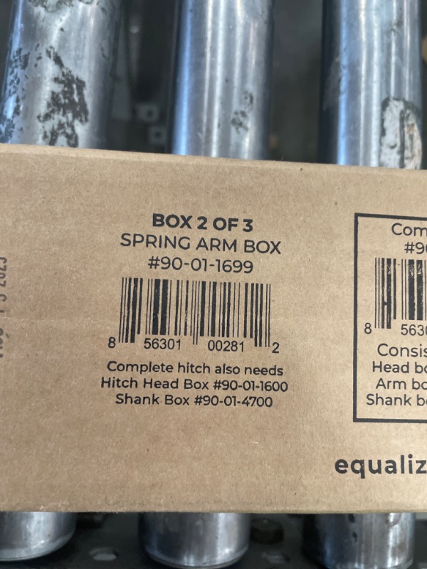 Photo 1 of ***INCOMPLETE***Equal-i-zer 4-point Sway Control Hitch, 90-00-1600, 16,000 Lbs Trailer Weight Rating, 1,600 Lbs Tongue Weight Rating, Weight Distribution Kit Includes Standard Hitch Shank, Ball NOT Included