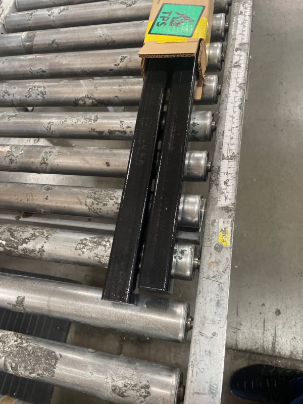 Photo 1 of ***INCOMPLETE***Equal-i-zer 4-point Sway Control Hitch, 90-00-1600, 16,000 Lbs Trailer Weight Rating, 1,600 Lbs Tongue Weight Rating, Weight Distribution Kit Includes Standard Hitch Shank, Ball NOT Included