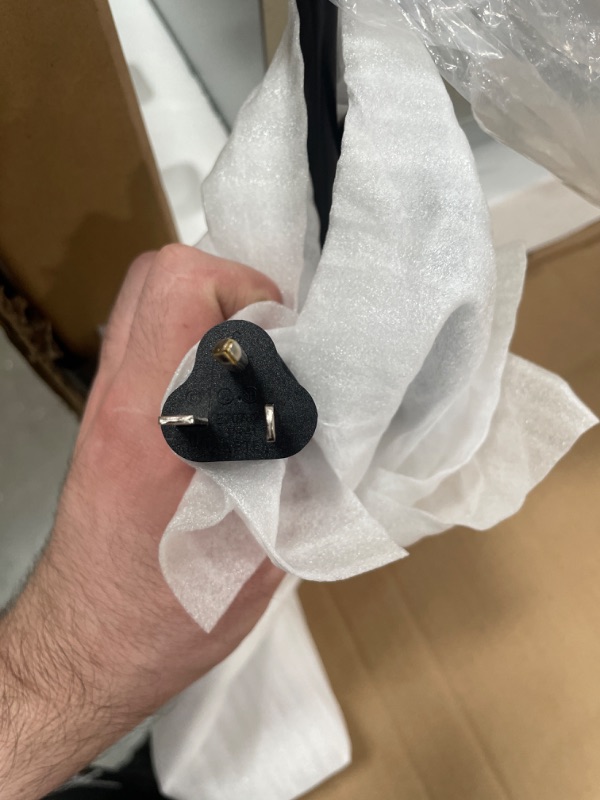 Photo 1 of •See notes• Hipicute 30’ Microwave Oven, 1700W 1.6 Cu.Ft Capacity Built-In Microwave Convention Oven with Air Fryer, Child Safety Lock, Drop Down Door, Touch Control for Versatile Cooking Solutions