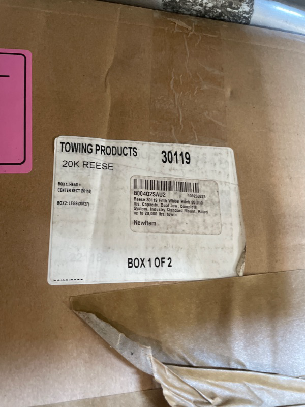 Photo 1 of ***INCOMPLETE***Reese 30119 Fifth Wheel Hitch 20,000 lbs. Capacity, Dual Jaw, Complete System, Industry Standard Mount, Rated up to 20,000 lbs. towing capacity and up to 5,000 lbs