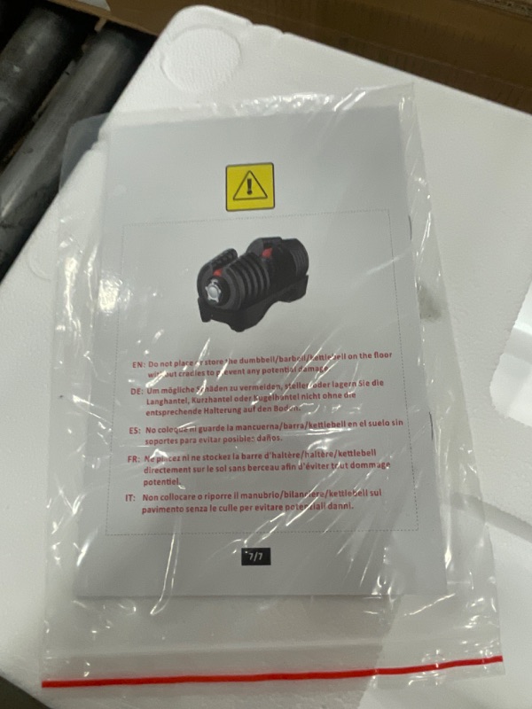 Photo 1 of ****************THIS IS ONLY 1 DUMBBELL************
Yaheetech Adjustable Dumbbells Set 90LB Adjustable Dumbbells Pair Fast Adjust Weight 2PCS