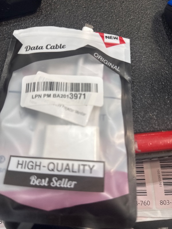 Photo 1 of [MFi Certified] USB C to HDMI Adapter for iPhone 17 to TV, 4K Type C Digital AV Adapter Sync Screen Connector Cable for iPhone 17/17 Pro/17 Pro Max/Air/16 Pro Max/15 Pro Max to HDTV Projector Monitor