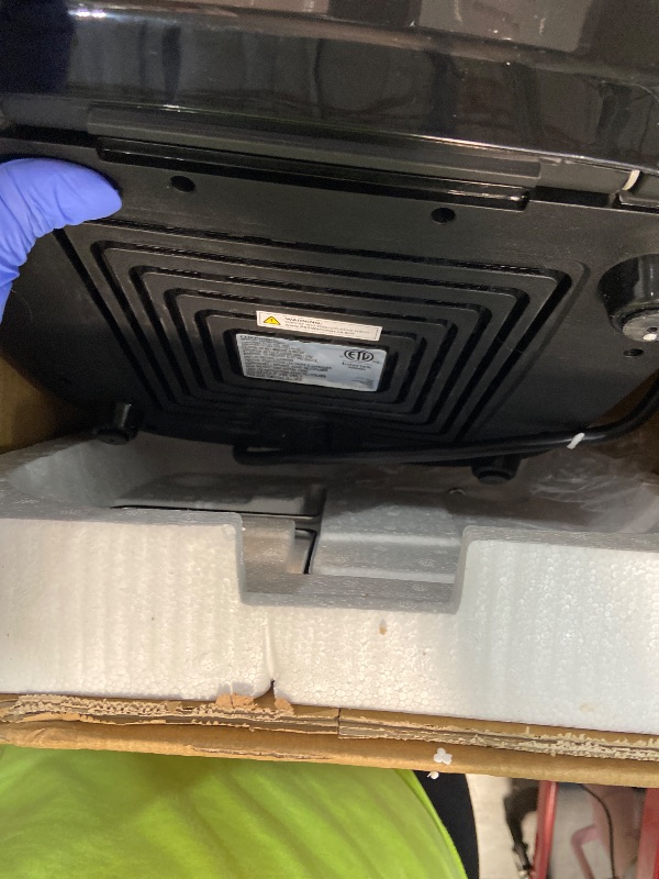 Photo 1 of 10 Quart Digital Air Fryer