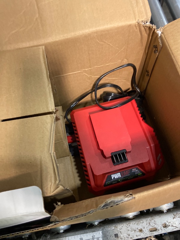 Photo 1 of ***************MISSING THE BATTERY**************
SKIL PWR CORE 40 24” Brushless 40V Hedge Trimmer Kit with Additional 2.5Ah Battery (HT4221-10 & BY8705-00)