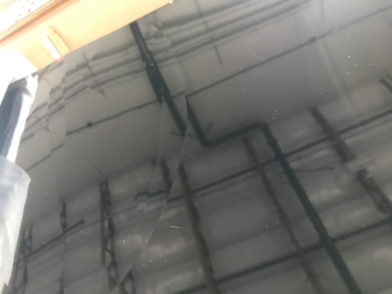 Photo 1 of ******BROKEN/CRACKED SCREEN*****Samsung 58-Inch Class Crystal UHD U8000F 4K Smart TV (2025 Model) Endless Free Content, Crystal Processor 4K, MetalStream Design, Knox Security, Alexa Built-in