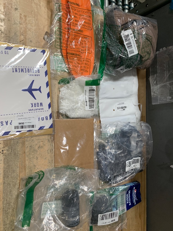 Photo 1 of ** SOLD AS IS BUNDLE OF MISCELLANEOUS AND SORTED GOODS **