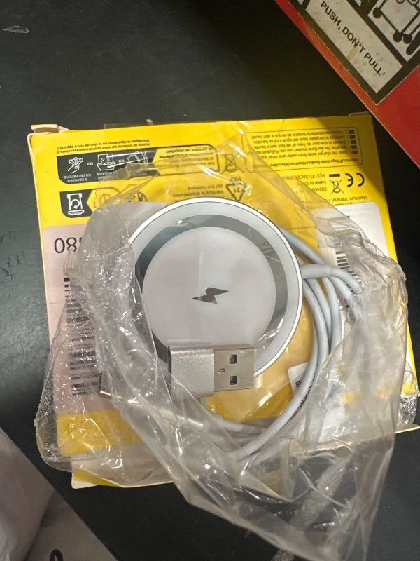 Photo 1 of *** ONLY ONE *** WRVVR for Apple Mag-Safe Charger 2 Pack, Magnetic Wireless Charger for iPhone 17/17 Pro/17 Pro Max/Air/16 15 14 13 12 Pro Max Plus mini, Charging Pad for Airpods Pro 3 2,Strong Magnet, Silver