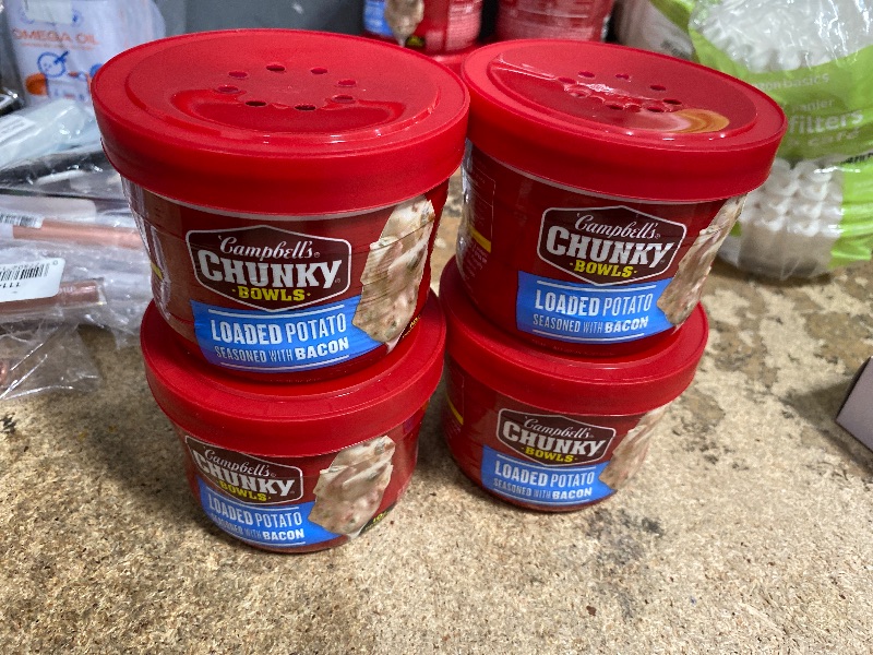 Photo 1 of ***EXP DATE: AUGUST 27, 2026,***Campbell’s Chunky Soup, Loaded Potato Seasoned with Bacon, 15.25 oz Microwavable Bowl (4 PACK)