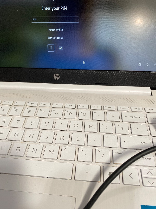 Photo 1 of ***LCOKED NEEDS PIN****
HP 14 Laptop, Intel Celeron N4020, 4 GB RAM, 64 GB Storage, 14-inch Micro-edge HD Display, Windows 11 Home, Thin & Portable, 4K Graphics, One Year of Microsoft 365 (14-dq0040nr, Snowflake White)