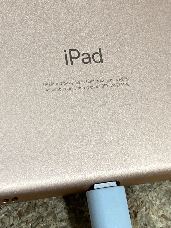 Photo 1 of ****LOCKED ACCOUNT-PARTS ONLY**
Apple 2019 iPad Air, 10.5-Inch, Wi-Fi + Cellular, 256GB - Gold (Renewed)