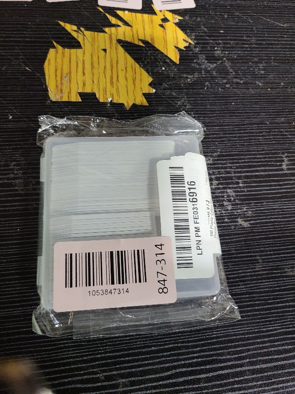 Photo 1 of 100 Plastic Collar Stays For Men Dress Shirt in Plastic Box (25-2", 25-2.2", 25-2.5", 25-2.7")