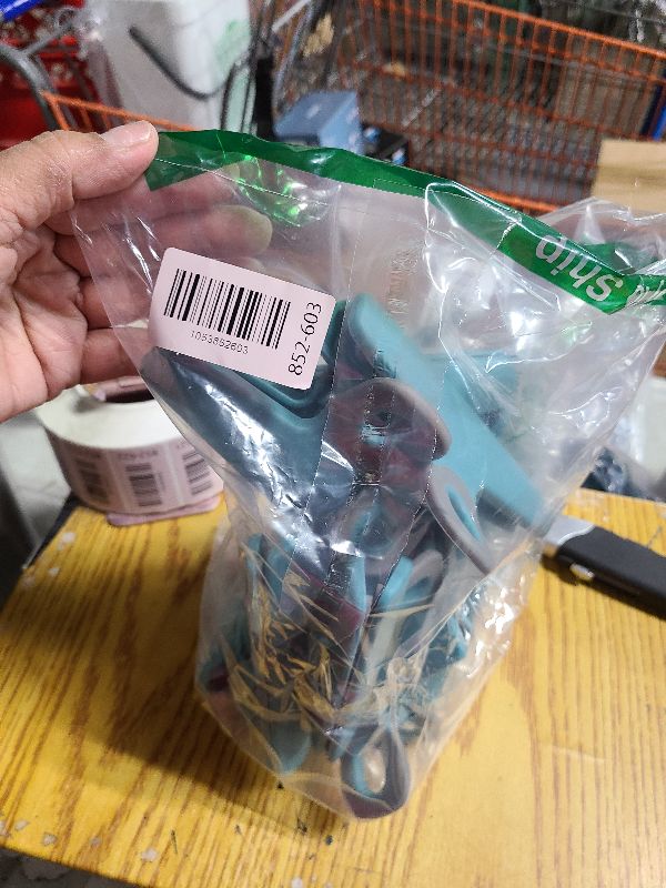 Photo 1 of 10 pcs Portable Food Sealing Clips Lightweight Plastic Snack Clips for Airtight Food Storage Dampproof Sealing for Freshness Stylish Light